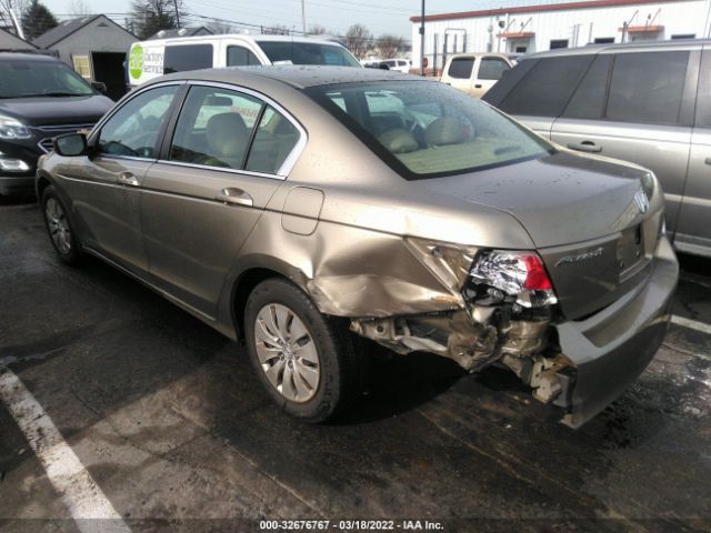 Photo 2 VIN: 1HGCP2F38AA005398 - HONDA ACCORD SDN 