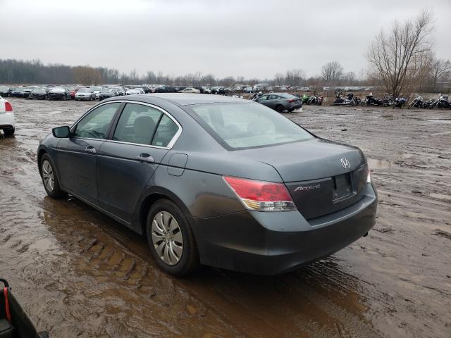 Photo 2 VIN: 1HGCP2F38AA029703 - HONDA ACCORD LX 