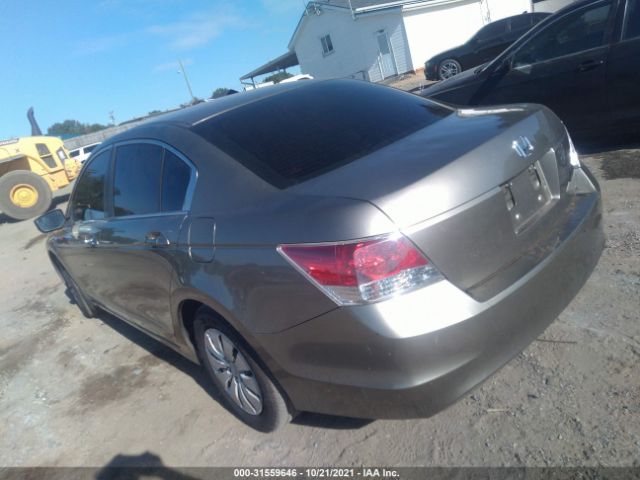 Photo 2 VIN: 1HGCP2F38AA030687 - HONDA ACCORD SDN 