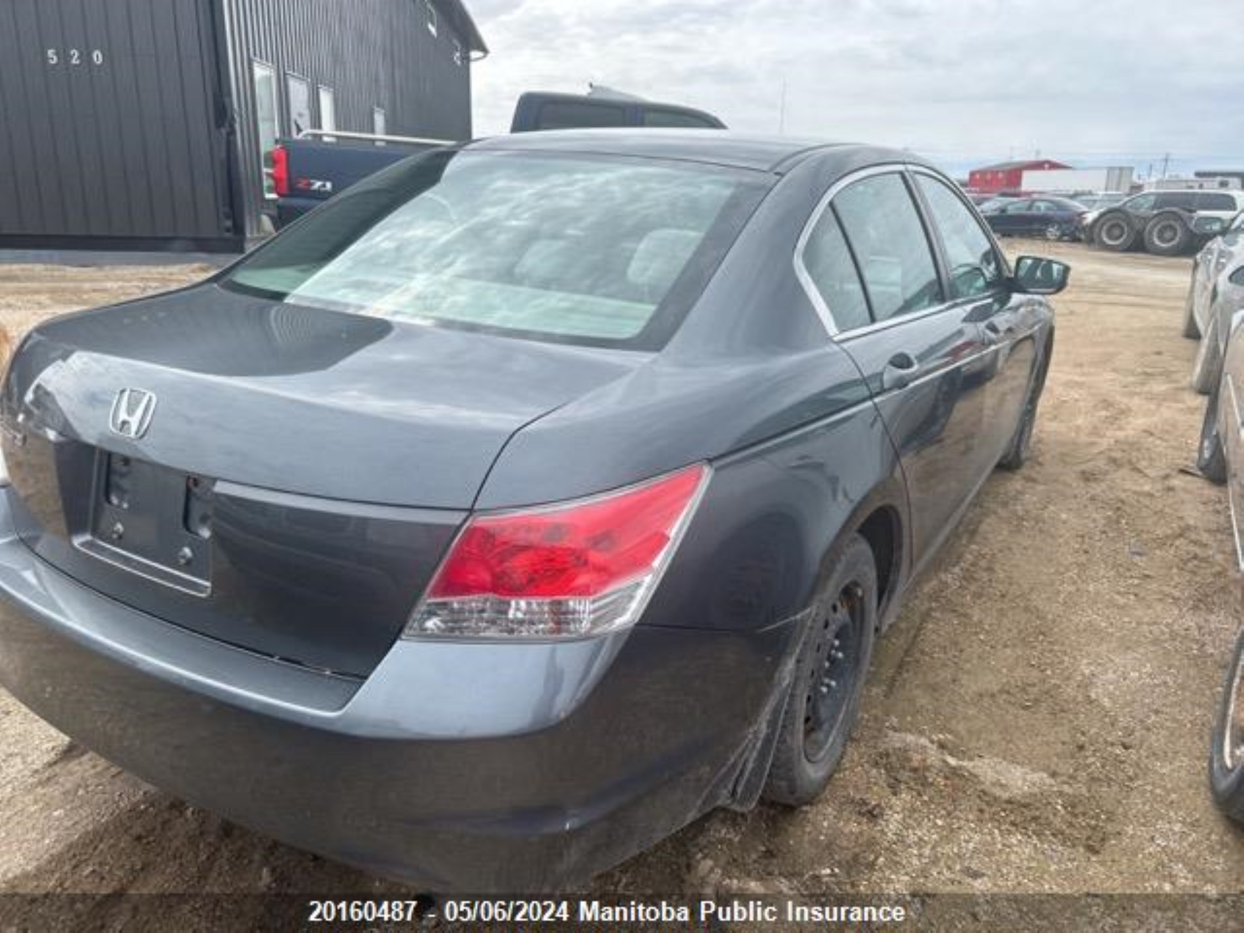 Photo 2 VIN: 1HGCP2F38AA057095 - HONDA ACCORD 