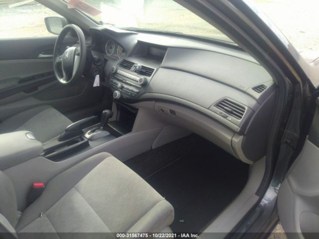 Photo 4 VIN: 1HGCP2F38AA066752 - HONDA ACCORD SDN 