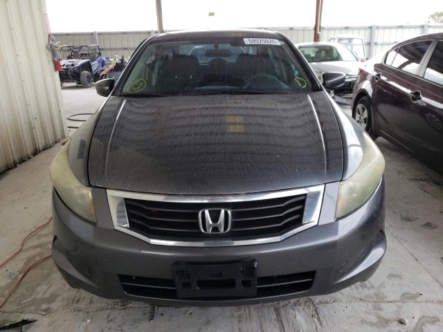 Photo 8 VIN: 1HGCP2F38AA075743 - HONDA ACCORD LX 