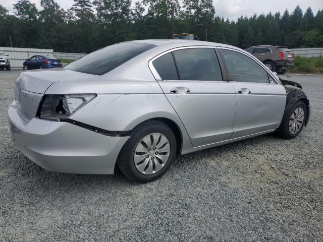 Photo 2 VIN: 1HGCP2F38AA120535 - HONDA ACCORD 