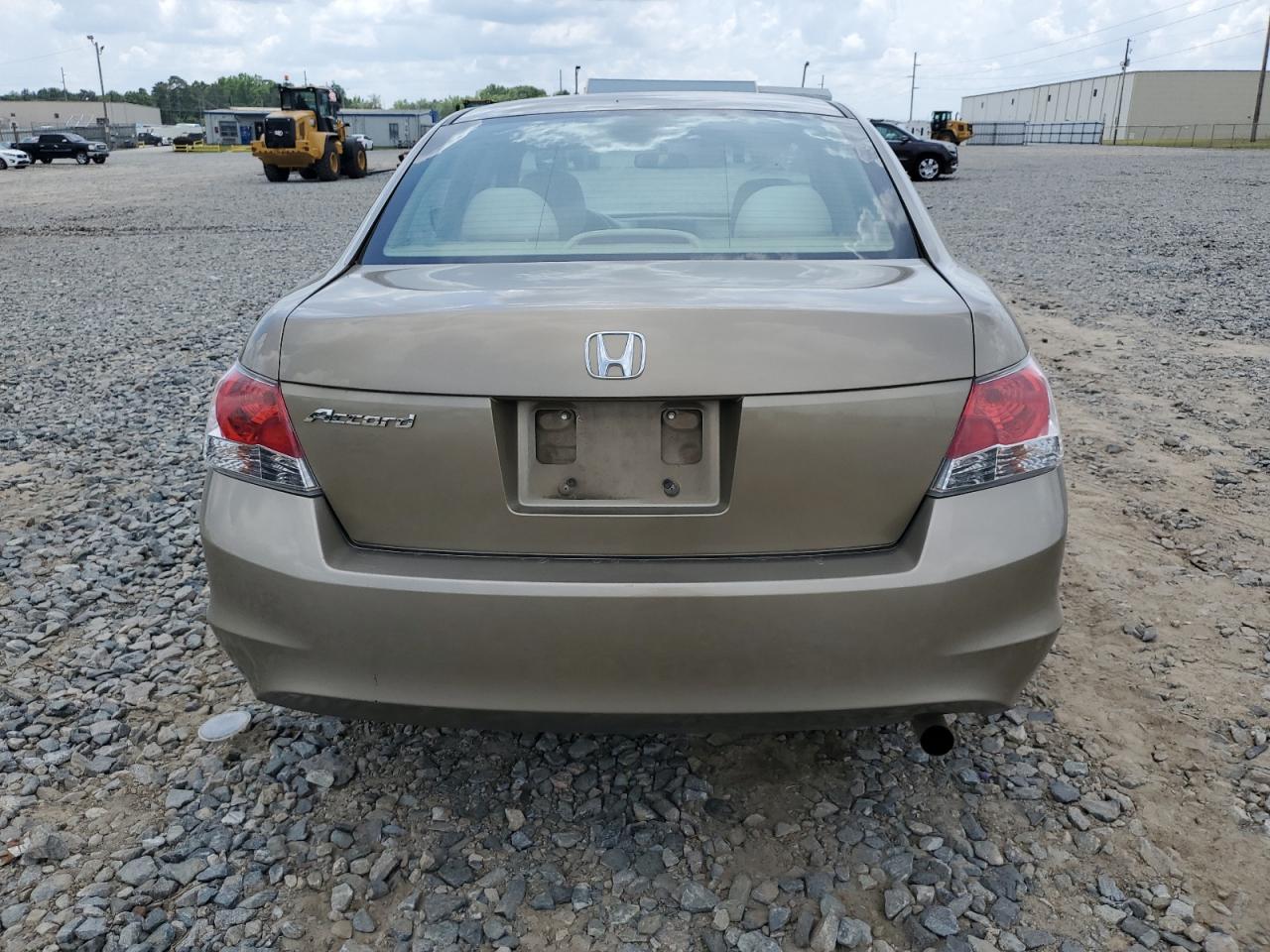 Photo 5 VIN: 1HGCP2F38AA121362 - HONDA ACCORD 