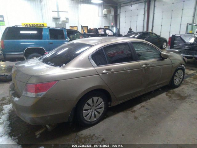 Photo 3 VIN: 1HGCP2F38AA129817 - HONDA ACCORD SDN 