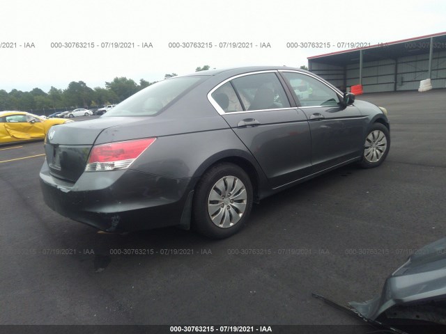 Photo 3 VIN: 1HGCP2F38AA142048 - HONDA ACCORD SDN 