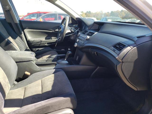 Photo 4 VIN: 1HGCP2F38AA177852 - HONDA ACCORD LX 