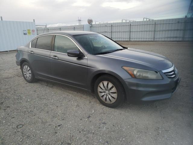 Photo 3 VIN: 1HGCP2F38BA053811 - HONDA ACCORD LX 