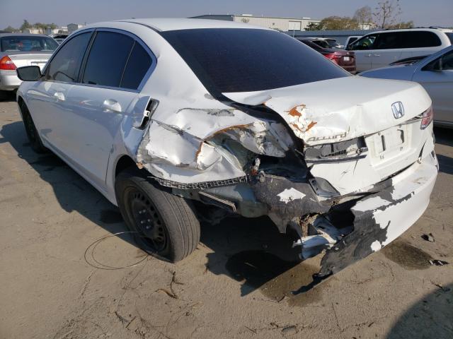 Photo 2 VIN: 1HGCP2F38BA060502 - HONDA ACCORD LX 