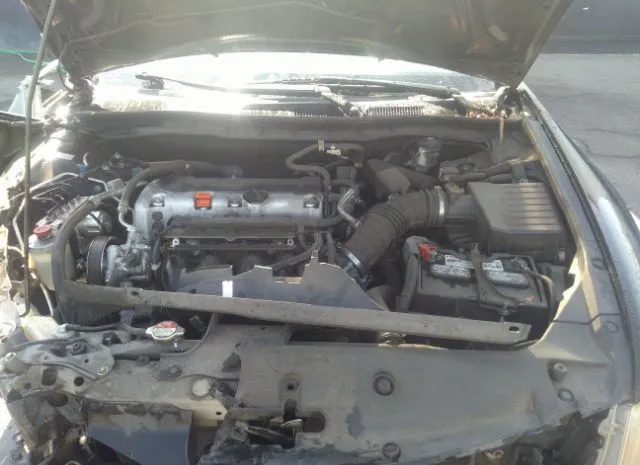 Photo 9 VIN: 1HGCP2F38BA082709 - HONDA ACCORD SDN 