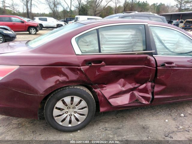 Photo 5 VIN: 1HGCP2F38BA103493 - HONDA ACCORD SDN 