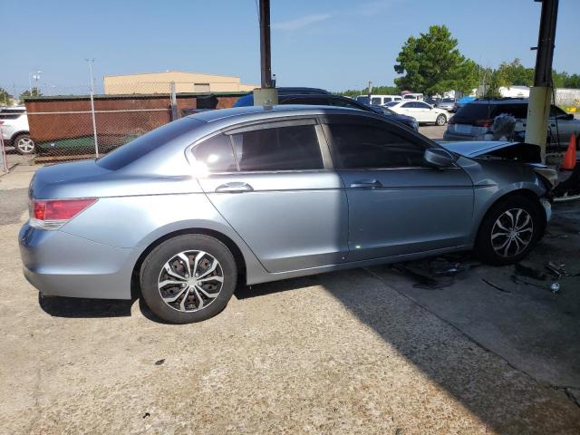 Photo 2 VIN: 1HGCP2F38BA137255 - HONDA ACCORD LX 