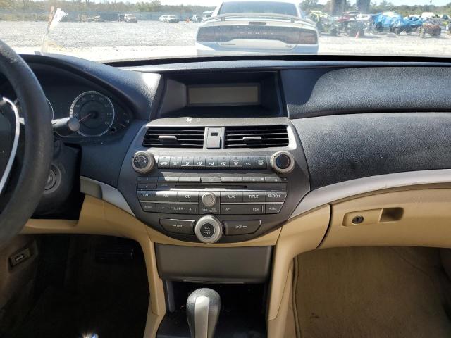 Photo 8 VIN: 1HGCP2F38BA142746 - HONDA ACCORD LX 