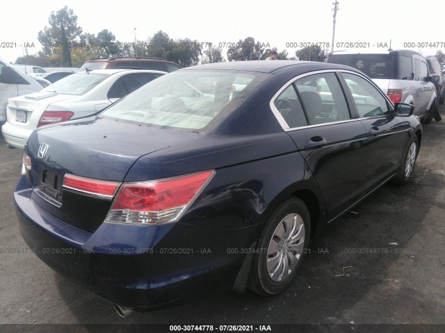 Photo 3 VIN: 1HGCP2F38CA004030 - HONDA ACCORD SDN 