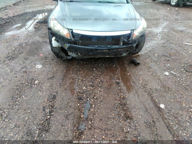 Photo 5 VIN: 1HGCP2F38CA022981 - HONDA ACCORD SDN 