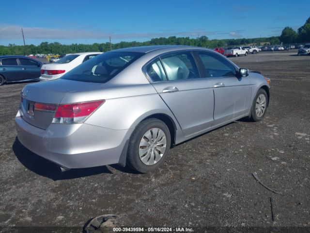 Photo 3 VIN: 1HGCP2F38CA050621 - HONDA ACCORD 