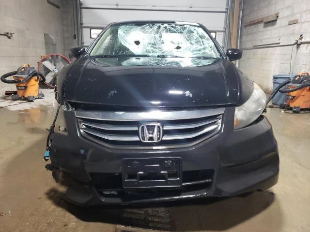 Photo 4 VIN: 1HGCP2F38CA116925 - HONDA ACCORD LX 