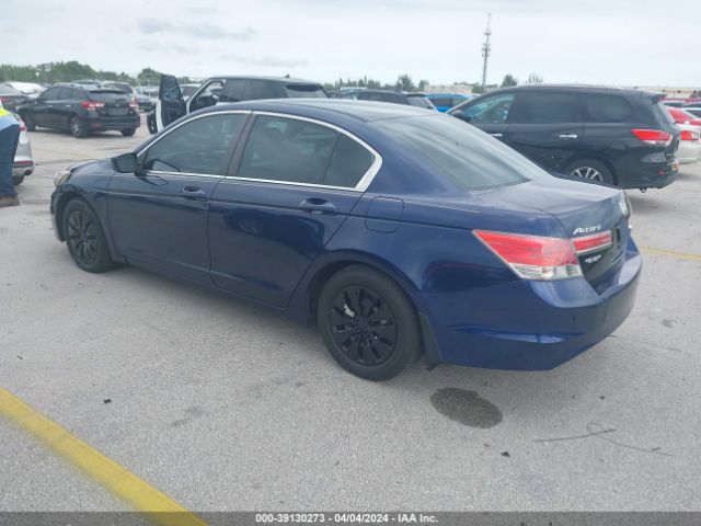 Photo 2 VIN: 1HGCP2F38CA142652 - HONDA ACCORD 