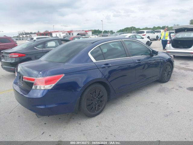 Photo 3 VIN: 1HGCP2F38CA142652 - HONDA ACCORD 