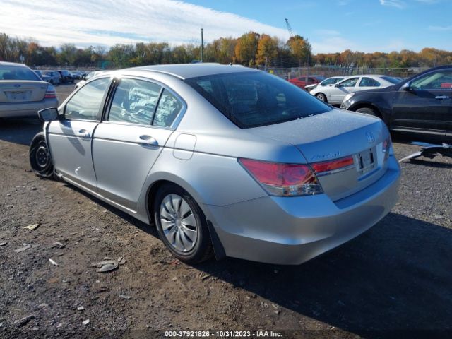 Photo 2 VIN: 1HGCP2F38CA143123 - HONDA ACCORD SDN 