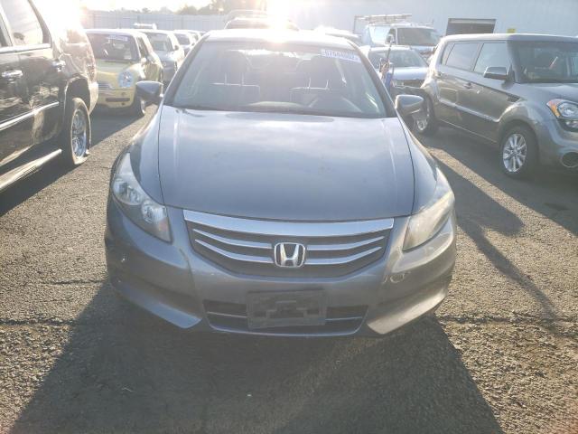 Photo 4 VIN: 1HGCP2F38CA145616 - HONDA ACCORD LX 