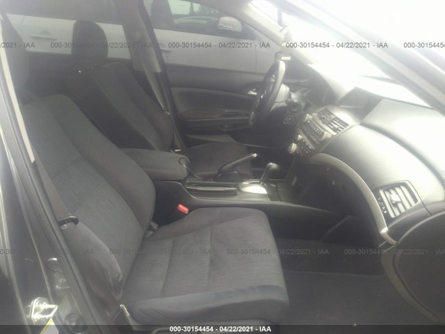 Photo 4 VIN: 1HGCP2F38CA234781 - HONDA ACCORD SDN 