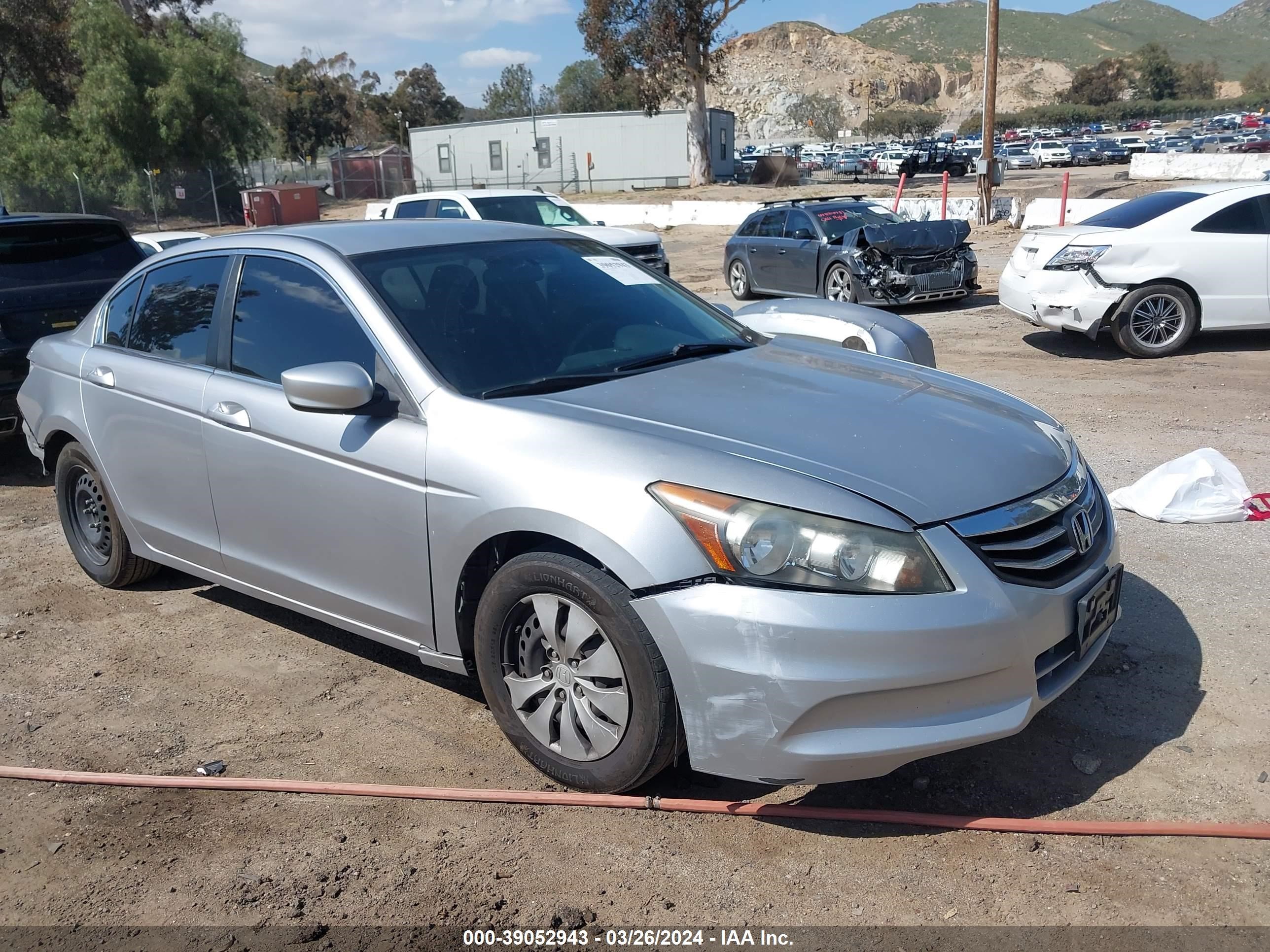 Photo 0 VIN: 1HGCP2F38CA240824 - HONDA ACCORD 