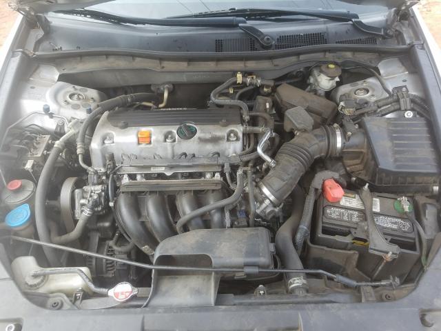 Photo 6 VIN: 1HGCP2F39AA019410 - HONDA ACCORD LX 