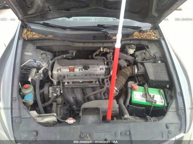 Photo 9 VIN: 1HGCP2F39AA020704 - HONDA ACCORD SDN 