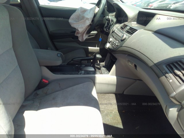 Photo 4 VIN: 1HGCP2F39AA035784 - HONDA ACCORD SDN 