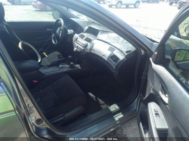 Photo 4 VIN: 1HGCP2F39AA051208 - HONDA ACCORD SDN 