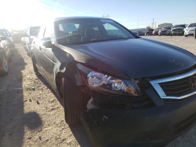 Photo 8 VIN: 1HGCP2F39AA055095 - HONDA ACCORD LX 