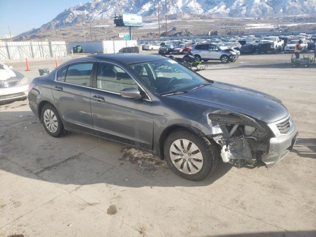 Photo 3 VIN: 1HGCP2F39AA064329 - HONDA ACCORD LX 