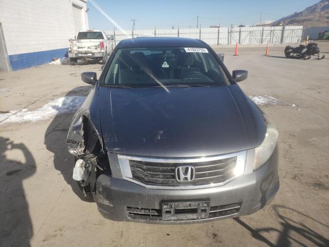 Photo 4 VIN: 1HGCP2F39AA064329 - HONDA ACCORD LX 