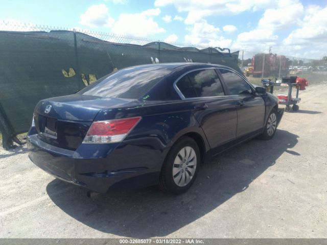 Photo 3 VIN: 1HGCP2F39AA069885 - HONDA ACCORD SDN 