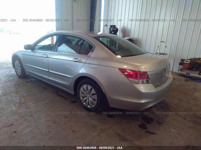 Photo 2 VIN: 1HGCP2F39AA078439 - HONDA ACCORD SDN 