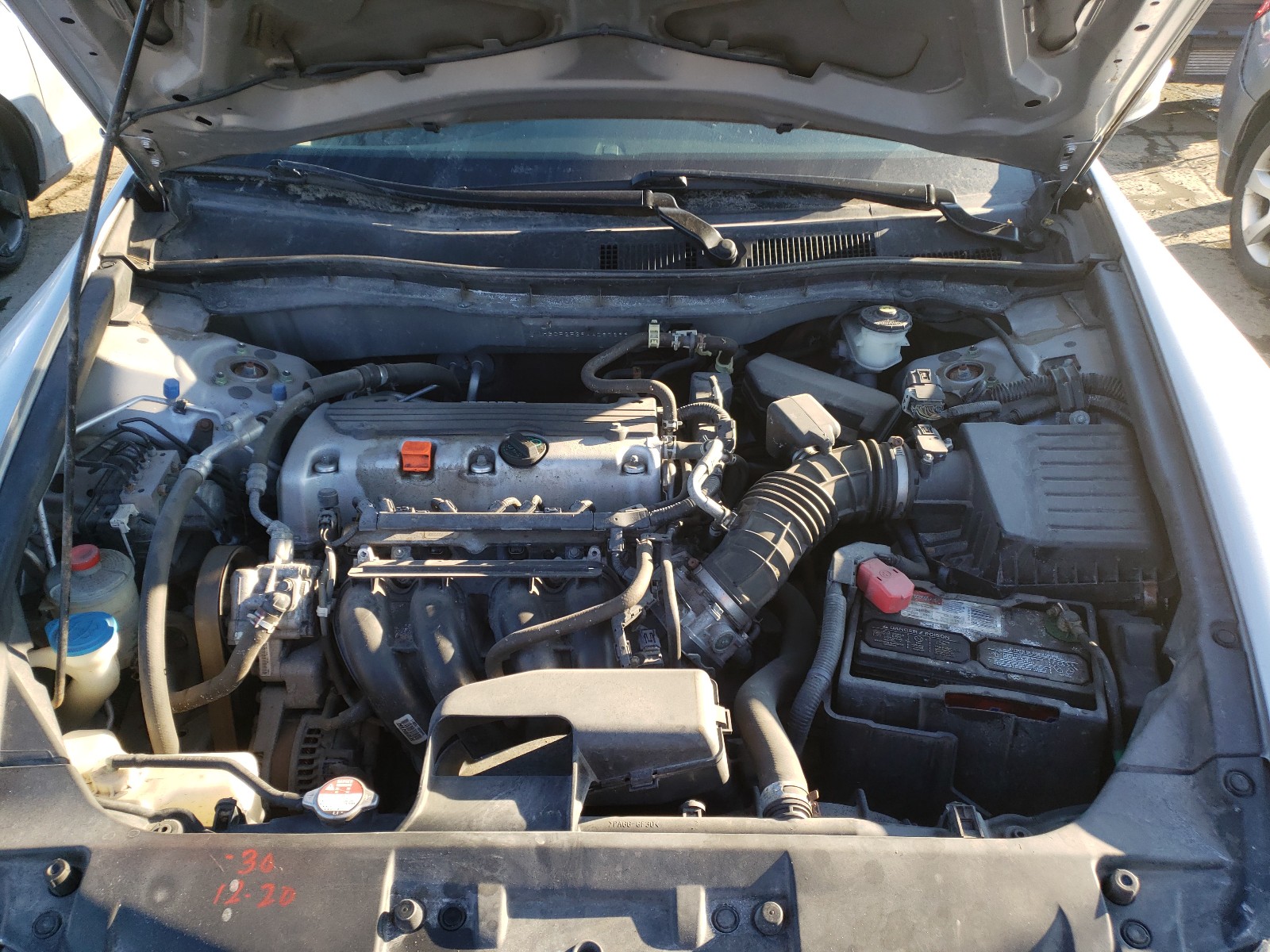 Photo 6 VIN: 1HGCP2F39AA097699 - HONDA ACCORD LX 