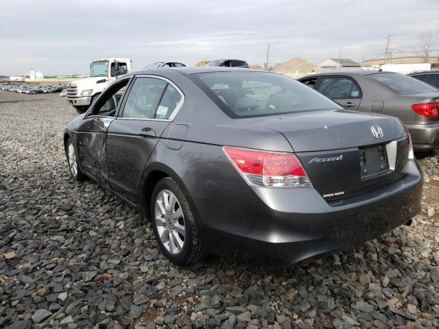 Photo 2 VIN: 1HGCP2F39AA105204 - HONDA ACCORD LX 