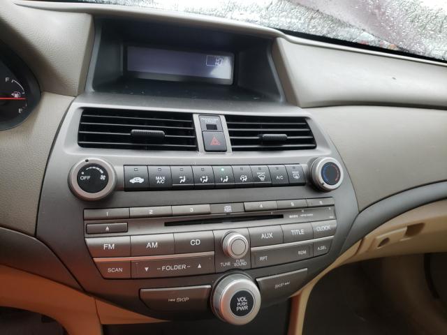 Photo 8 VIN: 1HGCP2F39AA153401 - HONDA ACCORD LX 