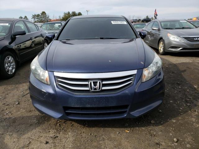 Photo 4 VIN: 1HGCP2F39BA037682 - HONDA ACCORD LX 