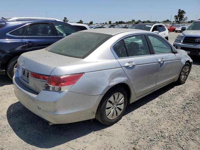 Photo 2 VIN: 1HGCP2F39BA043210 - HONDA ACCORD LX 