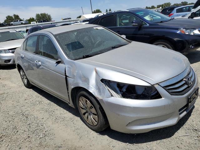 Photo 3 VIN: 1HGCP2F39BA043210 - HONDA ACCORD LX 