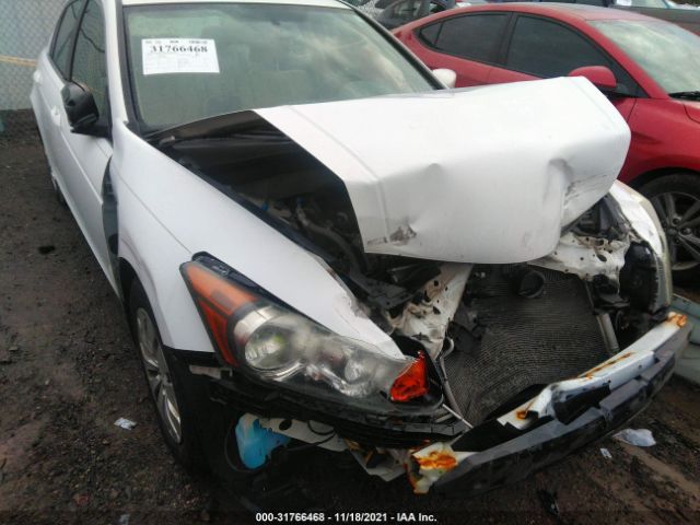 Photo 5 VIN: 1HGCP2F39BA046687 - HONDA ACCORD SDN 