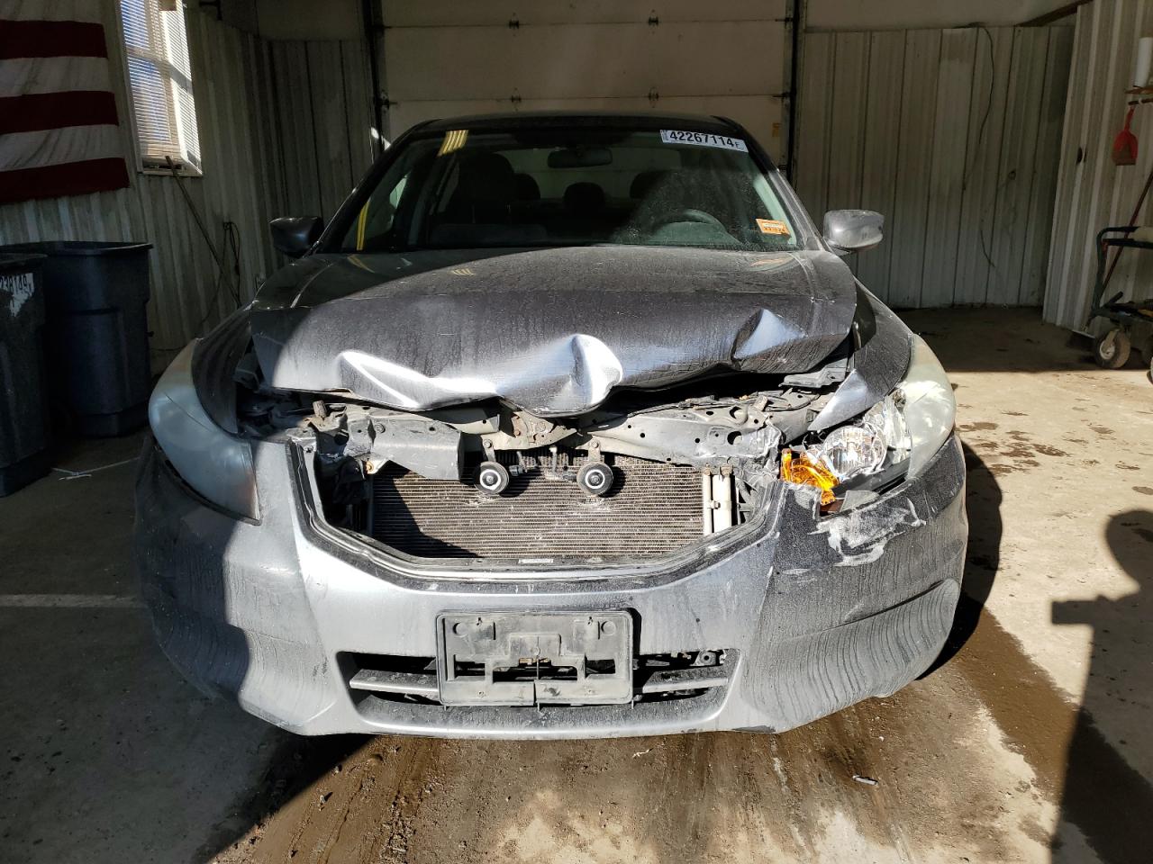 Photo 4 VIN: 1HGCP2F39BA062274 - HONDA ACCORD 