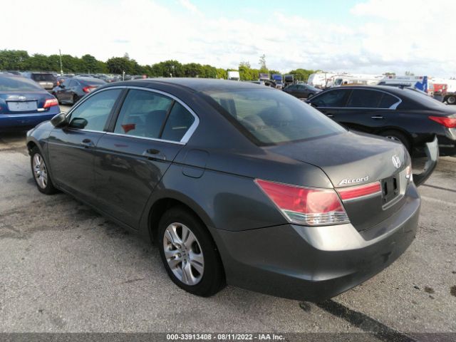 Photo 2 VIN: 1HGCP2F39BA090706 - HONDA ACCORD SDN 