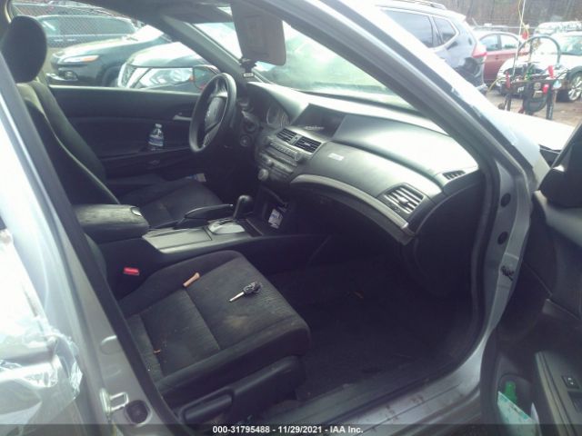 Photo 4 VIN: 1HGCP2F39BA091600 - HONDA ACCORD SDN 