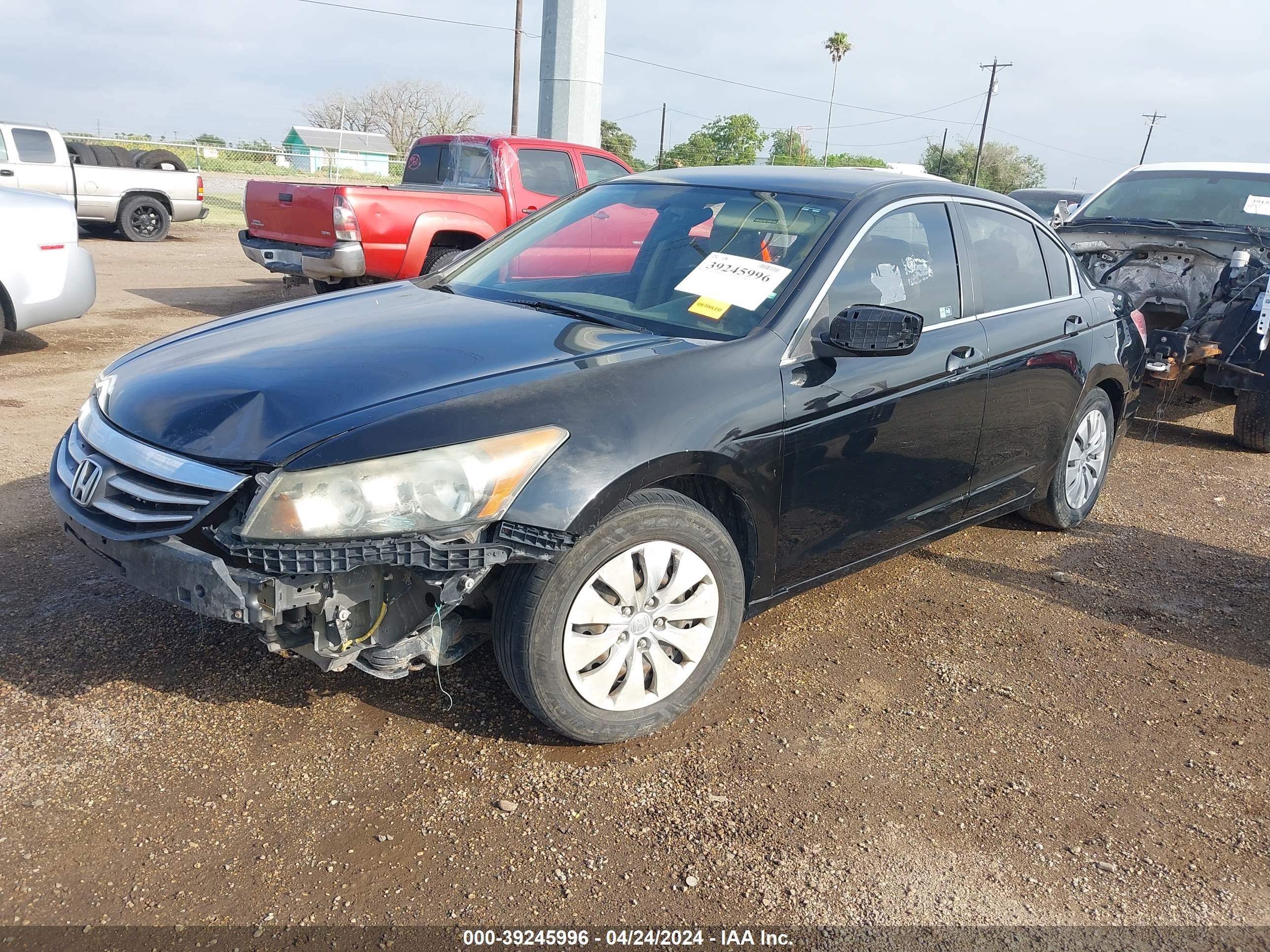 Photo 1 VIN: 1HGCP2F39BA094142 - HONDA ACCORD 