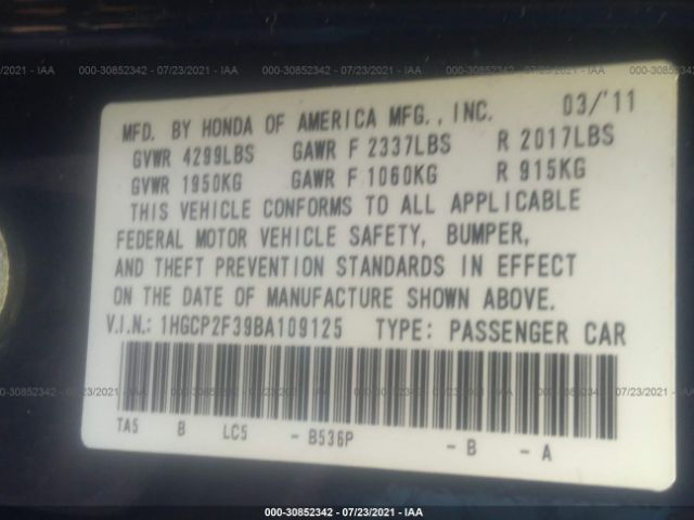 Photo 8 VIN: 1HGCP2F39BA109125 - HONDA ACCORD SDN 