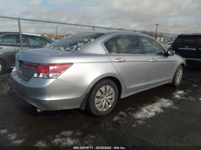 Photo 3 VIN: 1HGCP2F39BA144795 - HONDA ACCORD SDN 