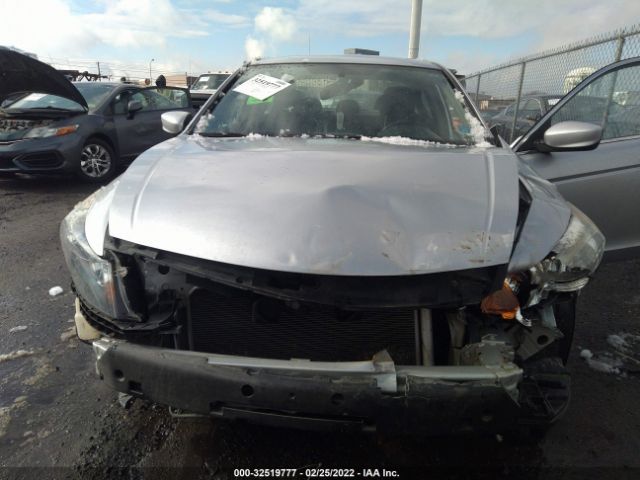 Photo 5 VIN: 1HGCP2F39BA144795 - HONDA ACCORD SDN 